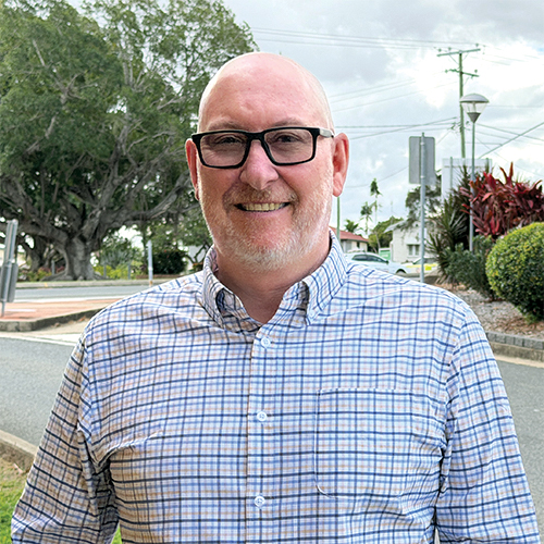 Headshot of Luke Worth